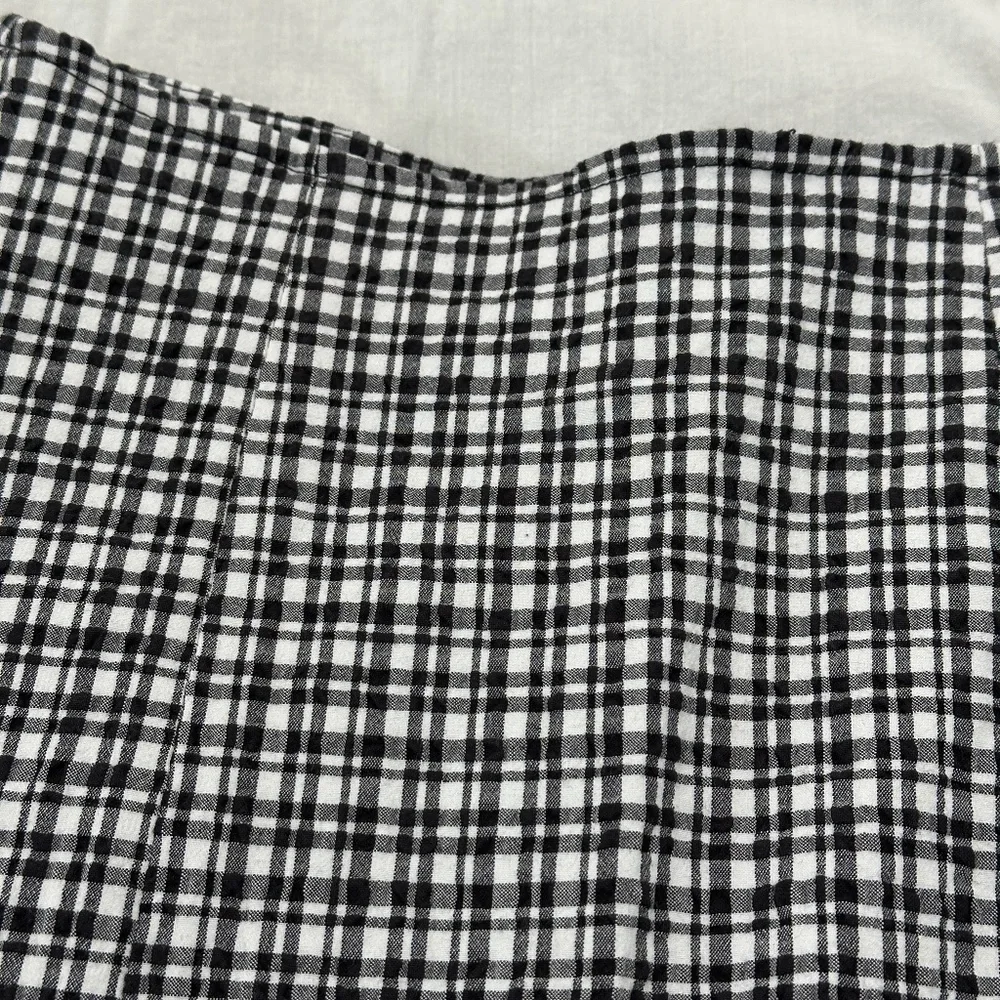 URBAN OUTFITTERS BDG DARREN SEERSUCKER NOTCHED MINI SKIRT